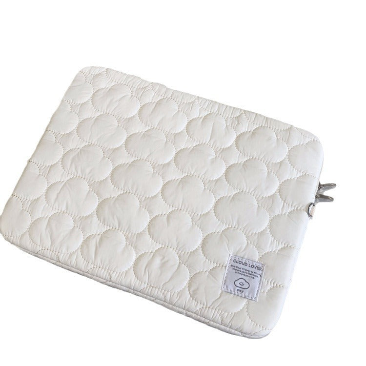Wolken-Stickerei-Design für iPad und Tablet