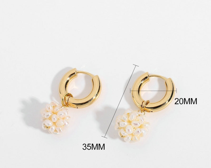 Hängende Baumelnde Ohrringe mit Perle und Zirkonia (Gold)