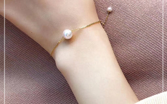 Einzelnes 18K Gold Japanisches Akoya-Meerperlenarmband
