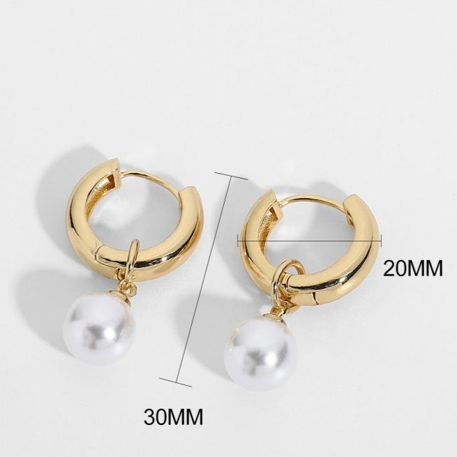 Hängende Baumelnde Ohrringe mit Perle und Zirkonia (Gold)